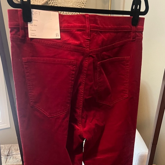 Loft “The Skinny” red corduroy pants. 31/12 - Picture 4 of 5